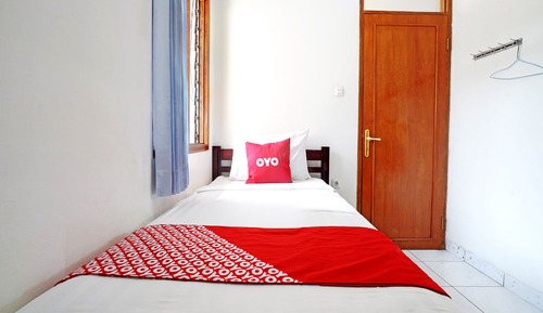 Economy Single Room