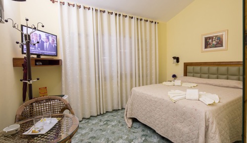 Honeymoon Double Room