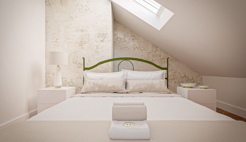 Twin Attic Room