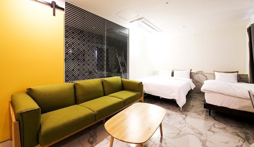 Royal Twin Room