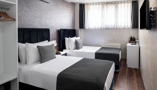 Economy Twin Room