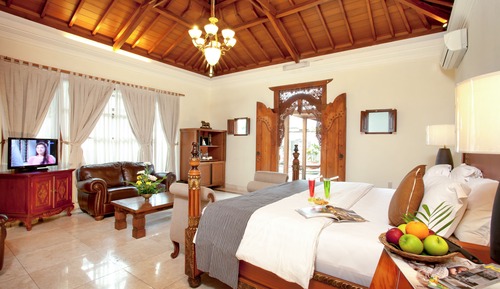 1 Bed Room Gading Villa with Private Pool and Open Space Living Room