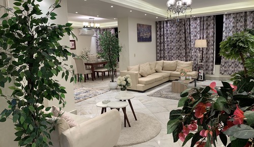 Grand Apartment