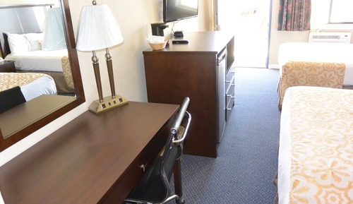 Room, 2 Queen Beds, Non Smoking