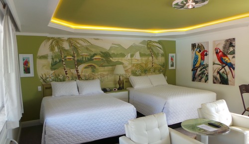 Deluxe Room, 2 Queen Beds, Kitchen