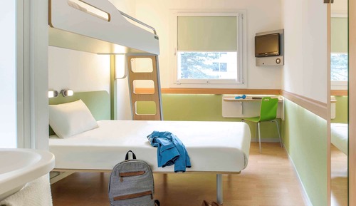 Triple Room, Multiple Beds