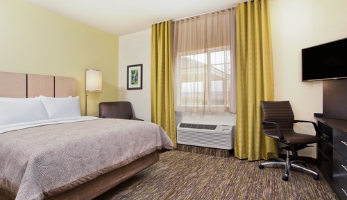 Studio Suite, 1 King Bed, Accessible (Mobility, Accessible Tub)