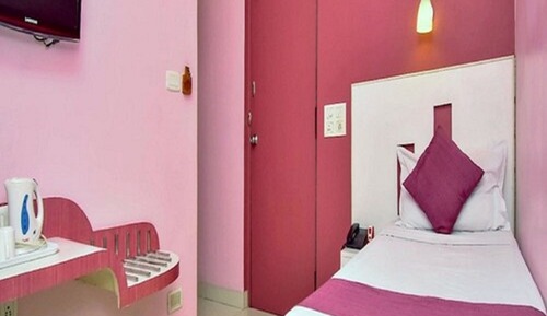 Single Room With Fan