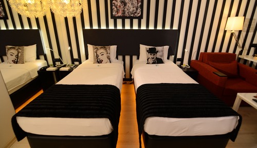 Standard Twin Room
