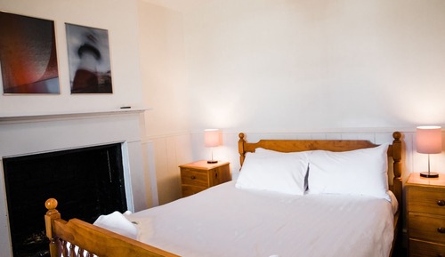 Cottage, 1 Bedroom (Boatcrew East)