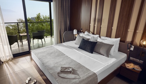 Suite, Sea View