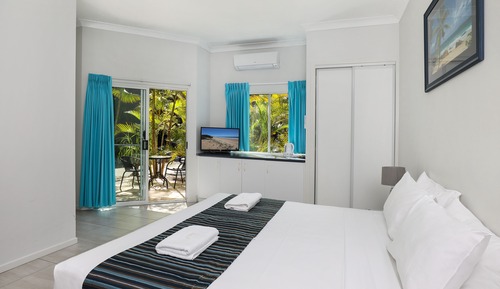 Garden Villa Budget Studio