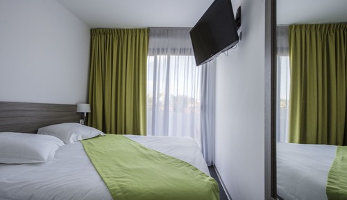 Suite (Privilege)