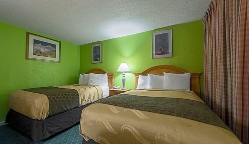 Standard Room, 2 Double Beds, Smoking