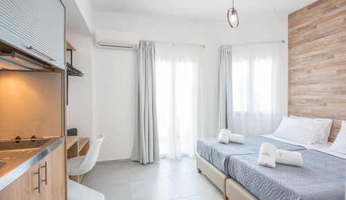 Luxury Apartment, 1 Bedroom, Garden View