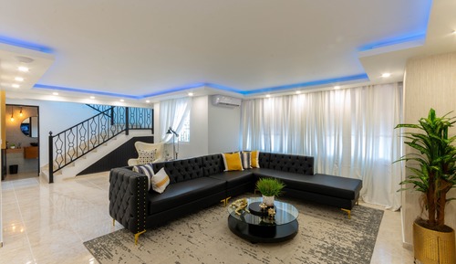Luxury Apartment