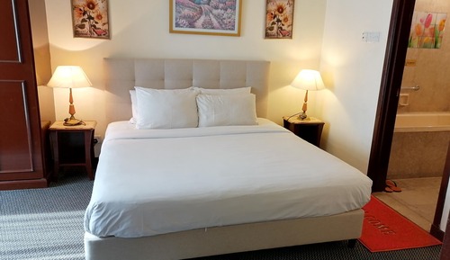 Junior Apartment