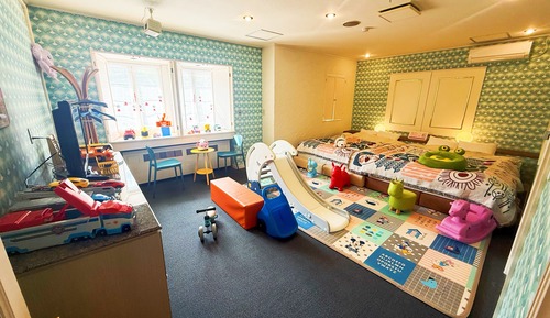 Family Twin Room