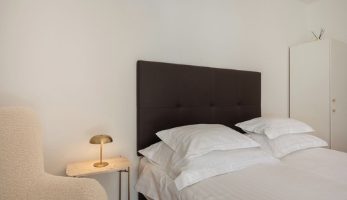 Apartment (1)
