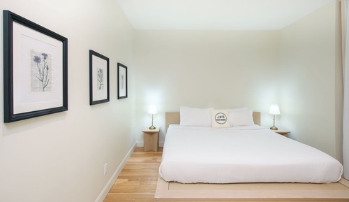 BA100 - One-Bedroom Loft