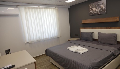 Basic Double Room