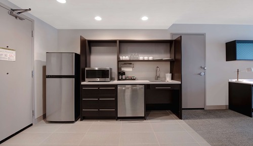 Studio Suite, 2 Queen Beds, Accessible (Roll-In Shower)