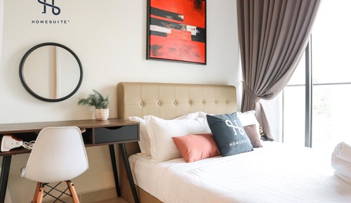 Suite, City View