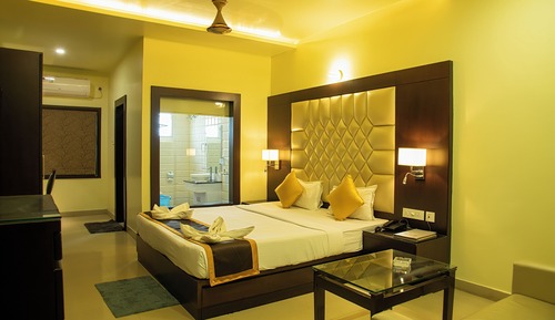 Premium Triple Room