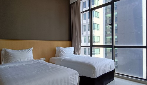 Standard Studio Suite, Multiple Beds, Private Bathroom, City View