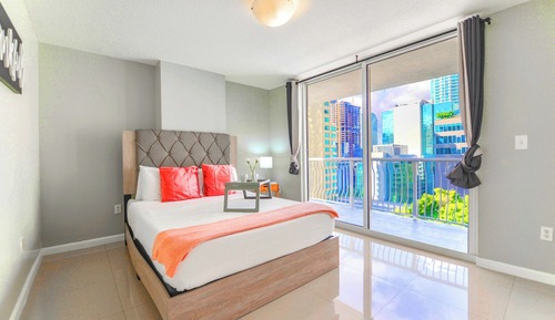 Luxury Condo, 3 Bedrooms, City View
