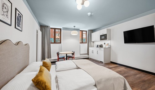 Comfort Room (Basement)