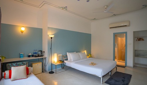 Deluxe Double Room with Balcony