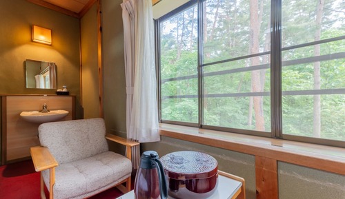 Superior Twin Room, Shared bathroom and toilet
