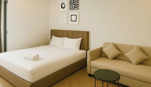 Panoramic Studio, River View