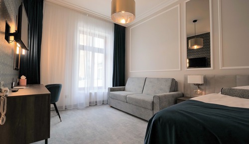 Deluxe Single Room