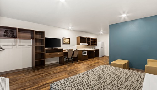 Suite, 1 King Bed with Sofa bed, Accessible, Non Smoking