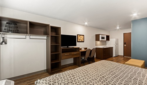 Suite, 1 King Bed with Sofa bed, Non Smoking
