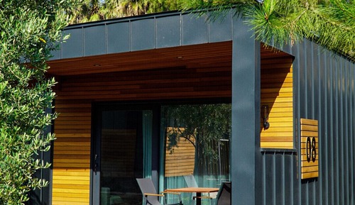 Deluxe Bungalow