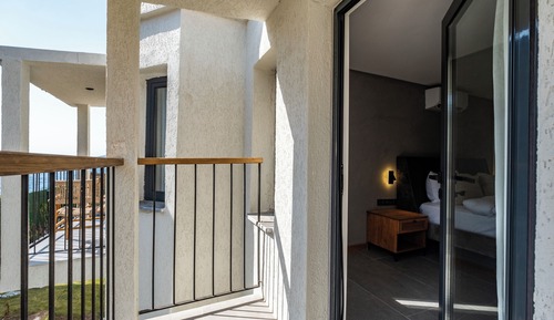 Standard Double Room, Garden View