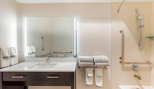 Suite, Multiple Beds, Accessible, Non Smoking