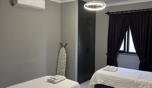 Luxury Apartment, 3 Bedrooms, Sea View