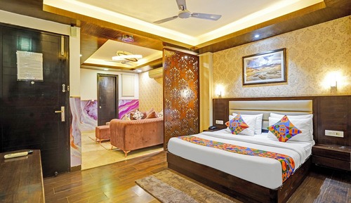 Luxury Suite