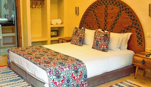 Deluxe Double Room, Terrace, Garden View