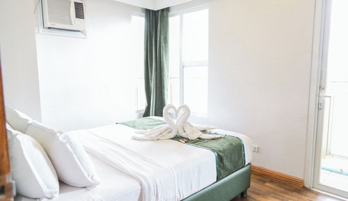Luxury One Bedroom