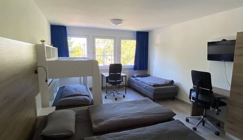 Basic Room, Multiple Beds, Non Smoking