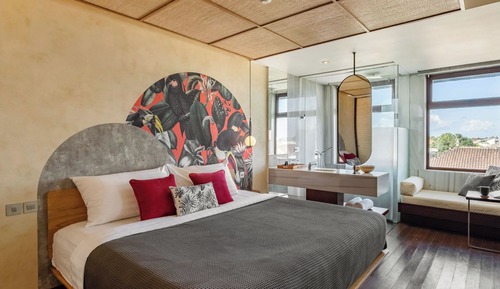 Deluxe Room, 1 King Bed