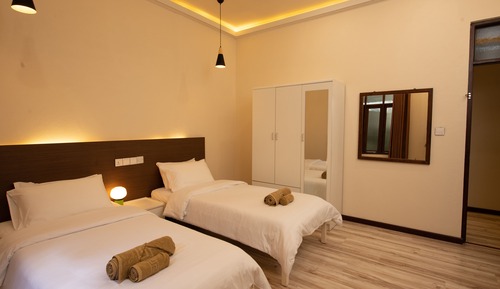 Economy Room