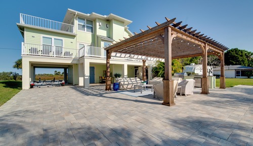 House (4 Bedrooms)
