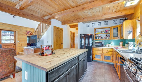 House (2 Bedrooms)