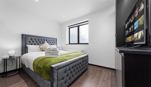 Superior Apartment, Private Bathroom (B1  - Woodstock)